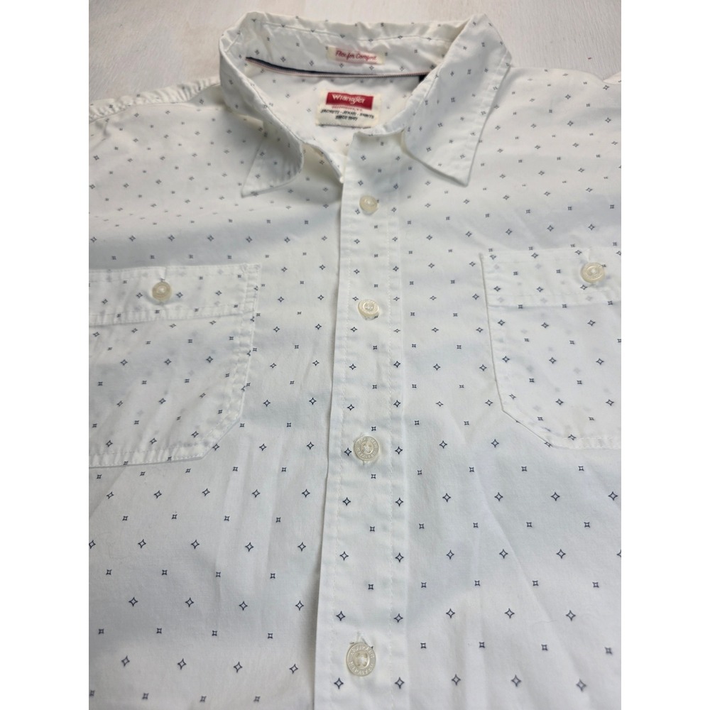 Wrangler Mens White Geometric Print Button Down Shirt Flex for Comfort 3XL Boho